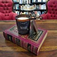 The Maleny Bookshop Candle