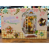 Garden House Book Nook 3D Puzzle